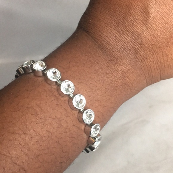 TC STAINLESS STEEL WOMEN’S CLEAR DIAMONDS BRACELET - Picture 1 of 5